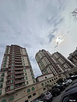 Kirayə verilir 3 otaqlı yeni tikili 150 m² — Gəncə 3 otaq 150.00 m²