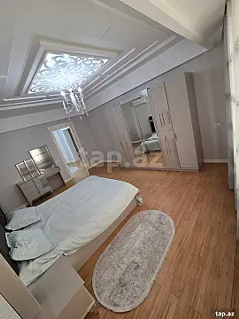 Kirayə verilir 3 otaqlı yeni tikili 150 m²