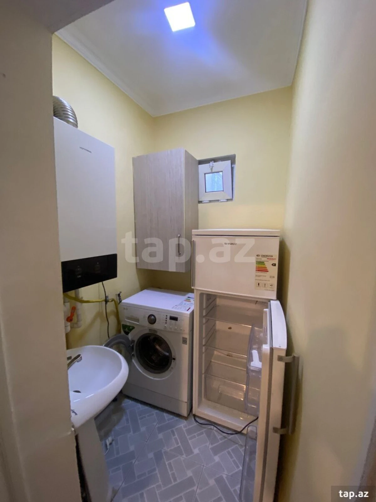 Satılır 2 otaqlı həyət evi