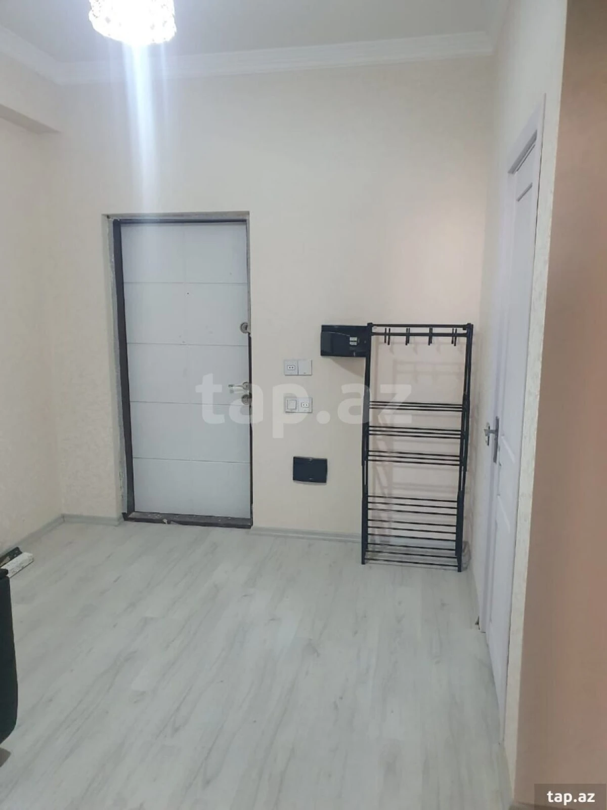 Satılır 2 otaqlı yeni tikili 72 m²