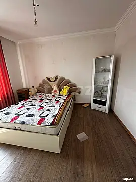 Kirayə verilir 4 otaqlı həyət evi