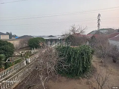 Satılır 14 otaqlı həyət evi