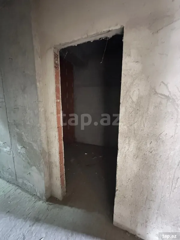 Satılır 3 otaqlı yeni tikili 90 m²