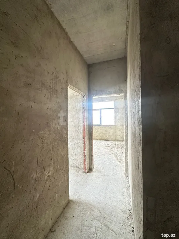 Satılır 3 otaqlı yeni tikili 90 m²