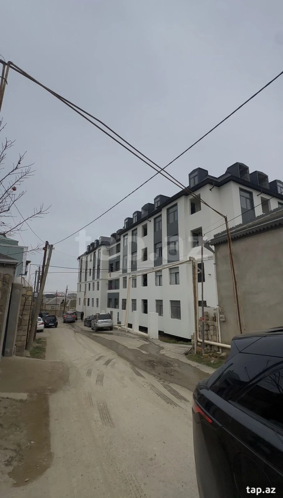 Satılır 3 otaqlı yeni tikili 90 m²