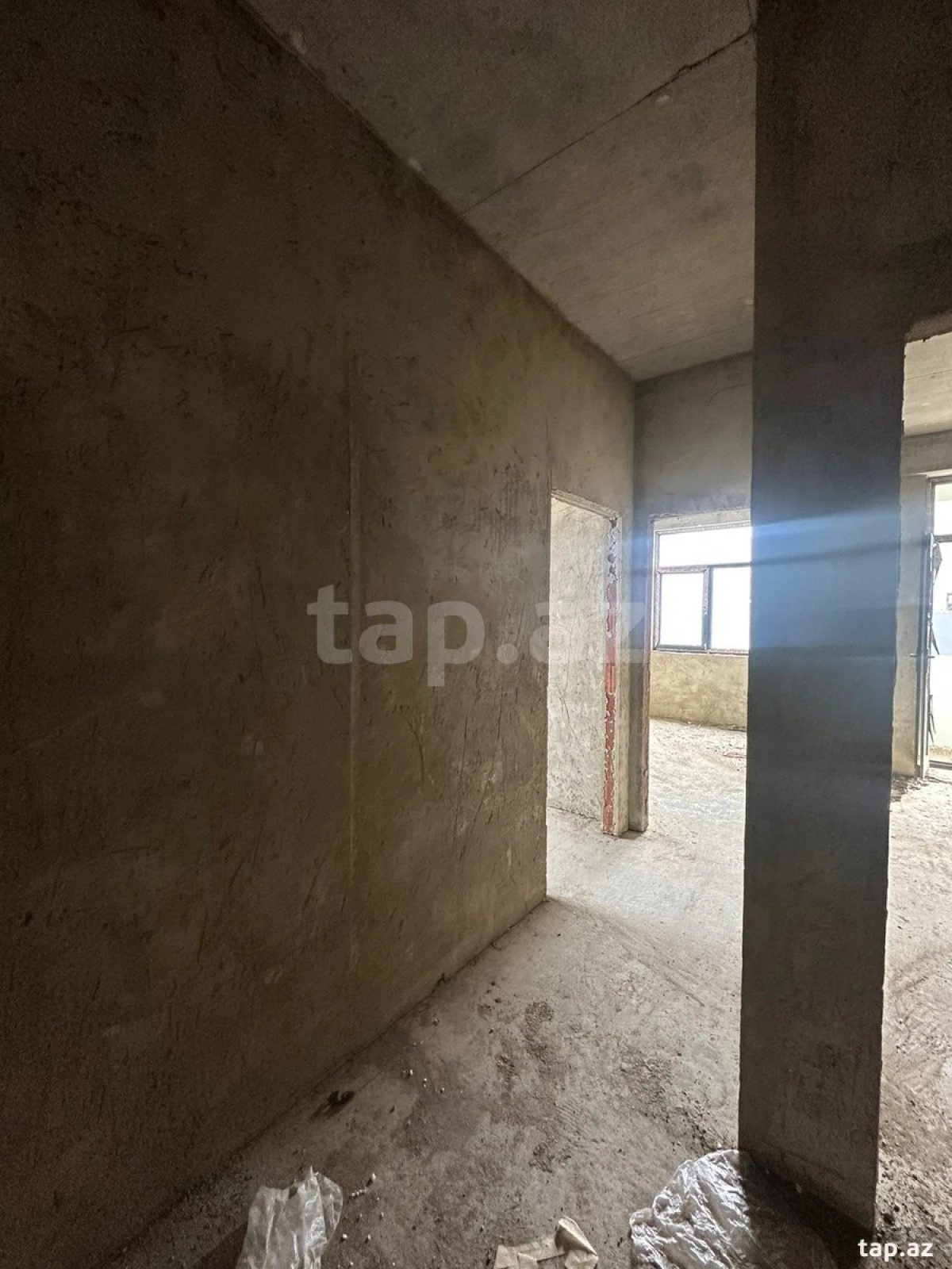 Satılır 3 otaqlı yeni tikili 90 m²