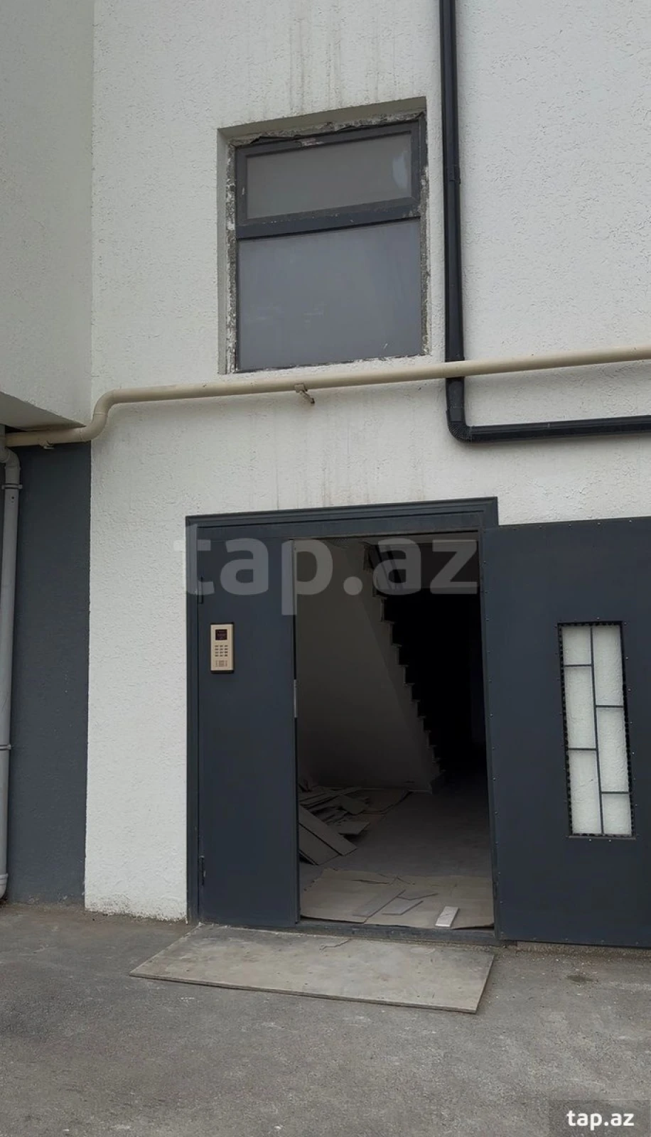 Satılır 3 otaqlı yeni tikili 90 m²