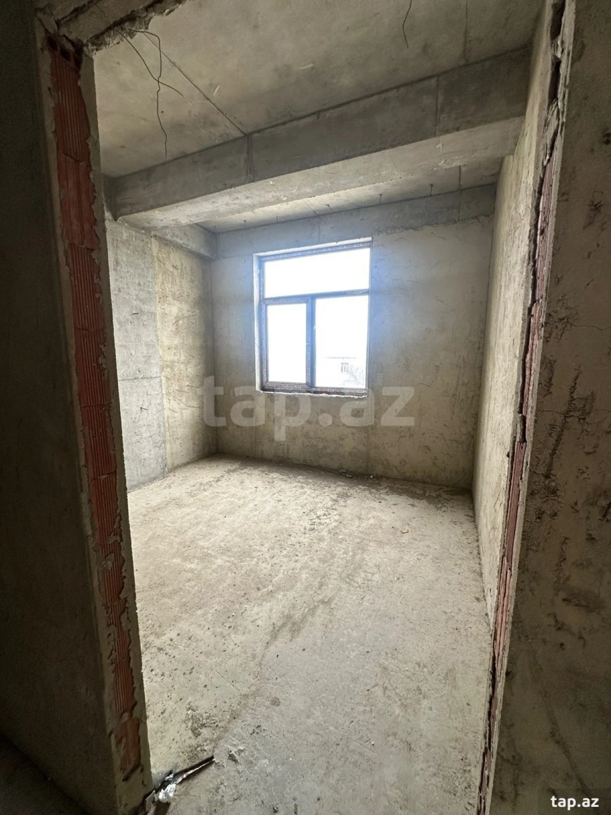 Satılır 3 otaqlı yeni tikili 90 m²