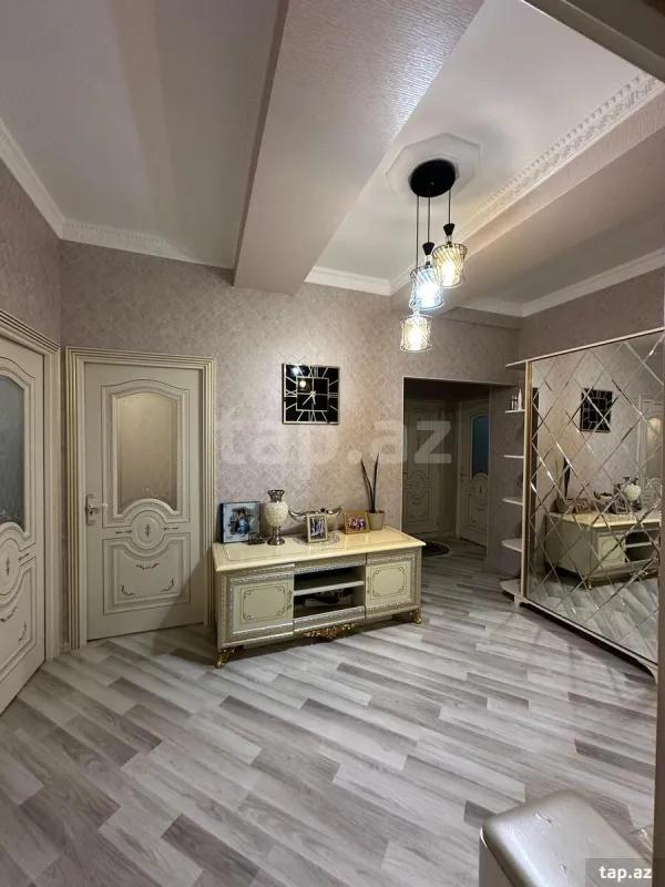 Satılır 3 otaqlı yeni tikili 89 m²