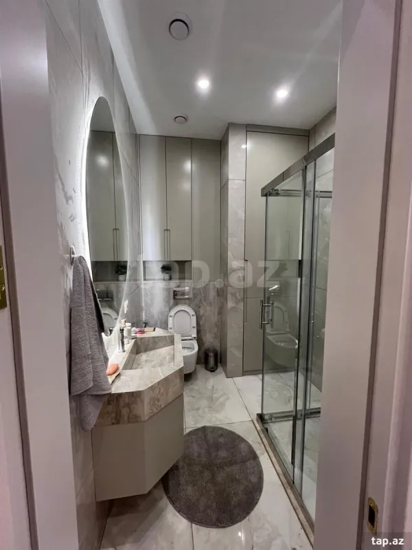 Kirayə verilir 3 otaqlı yeni tikili 125 m²