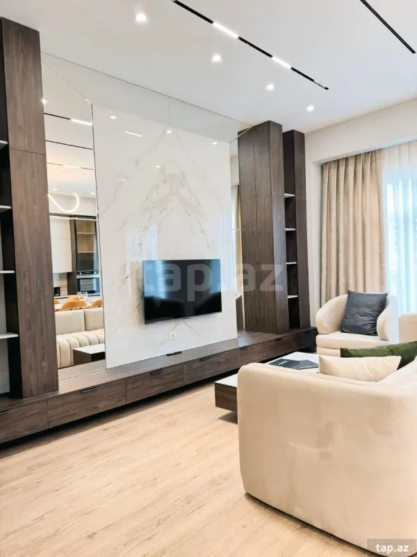 Kirayə verilir 3 otaqlı yeni tikili 125 m²