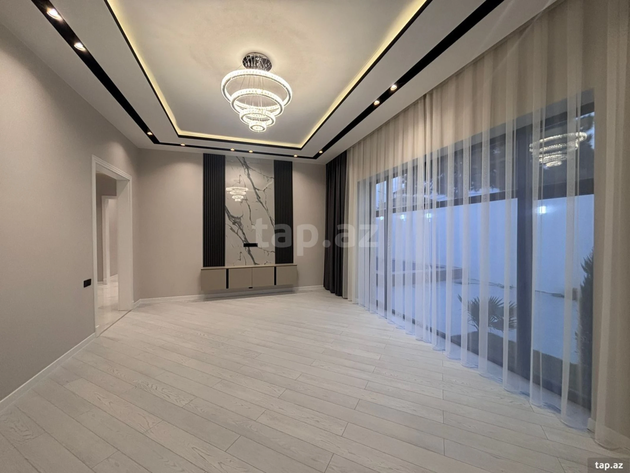 Satılır 4 otaqlı həyət evi