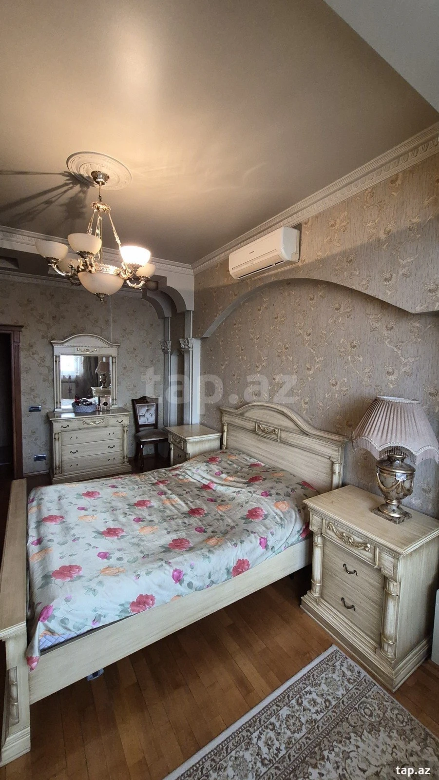 Satılır 2 otaqlı yeni tikili 92 m²