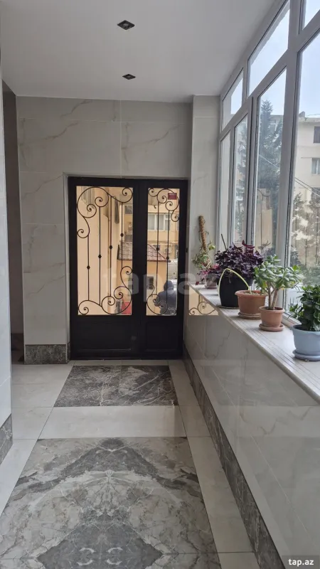 Satılır 2 otaqlı yeni tikili 92 m²