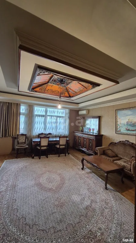 Satılır 2 otaqlı yeni tikili 92 m²