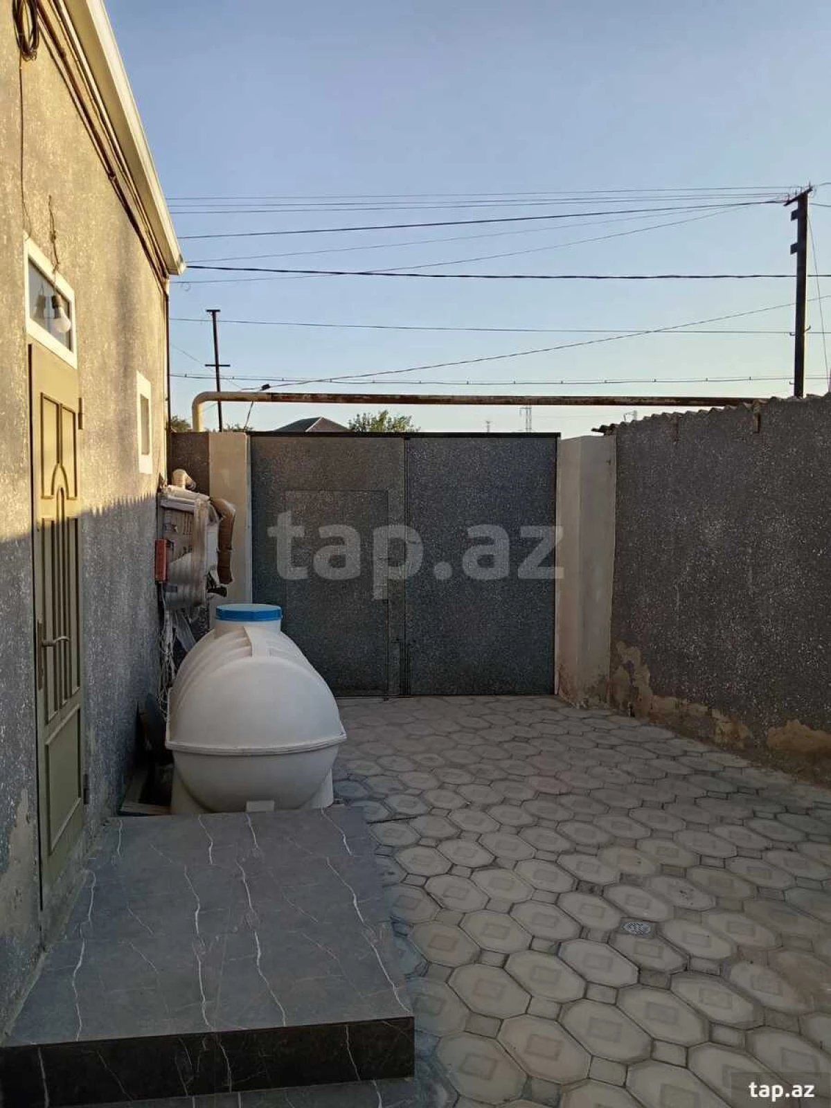 Satılır 3 otaqlı həyət evi