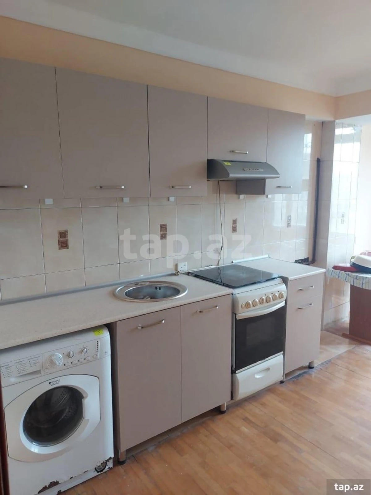 Kirayə verilir 2 otaqlı mənzil 70 m²