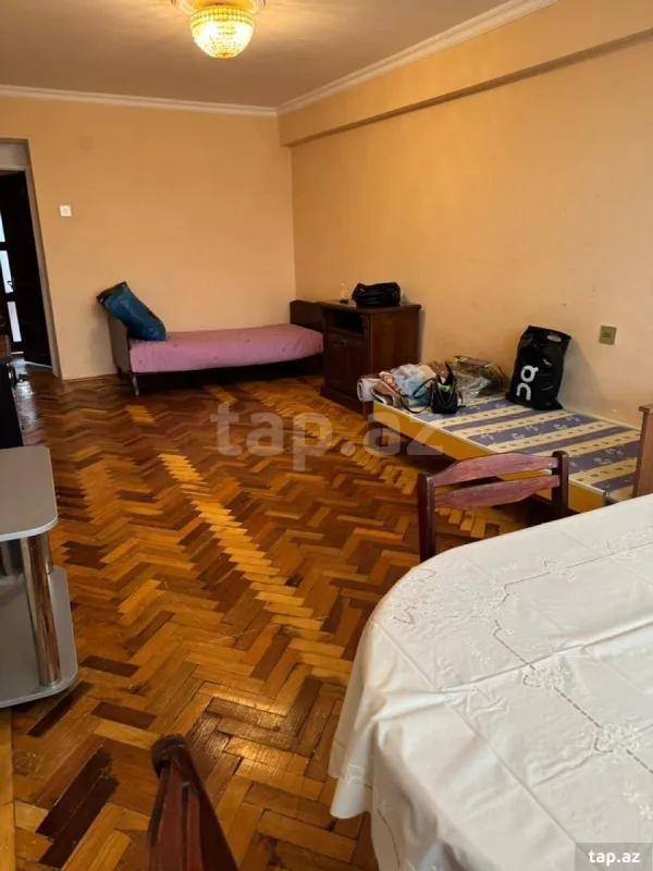 Kirayə verilir 2 otaqlı mənzil 70 m²
