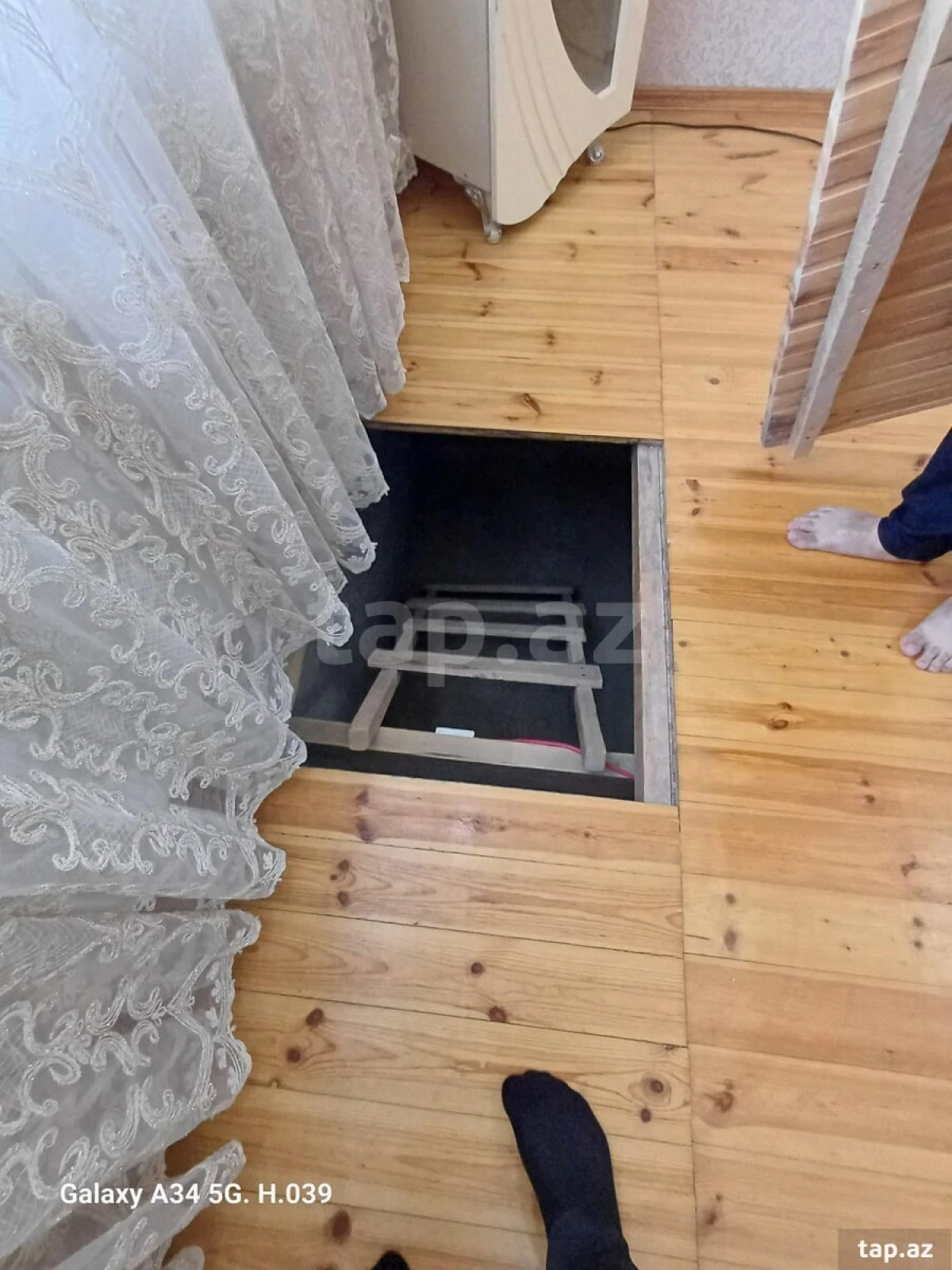 Satılır 4 otaqlı həyət evi