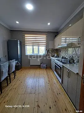 Satılır 4 otaqlı həyət evi