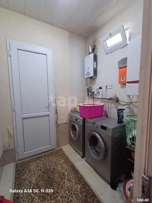 Satılır 4 otaqlı həyət evi