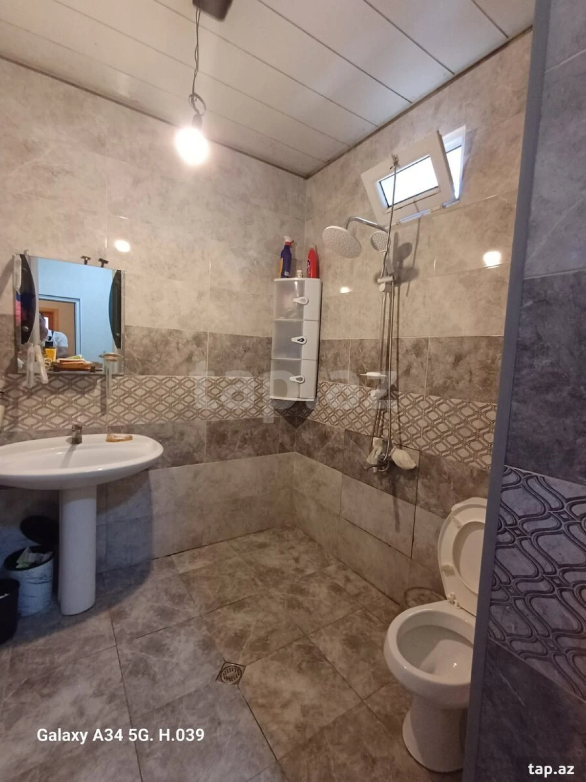 Satılır 4 otaqlı həyət evi