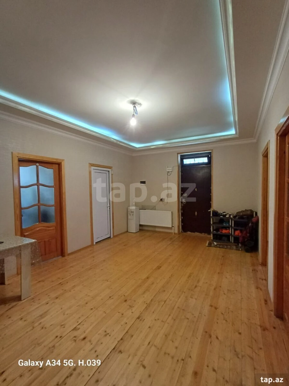 Satılır 4 otaqlı həyət evi