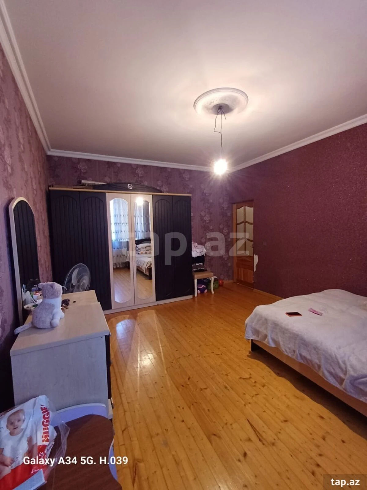 Satılır 4 otaqlı həyət evi