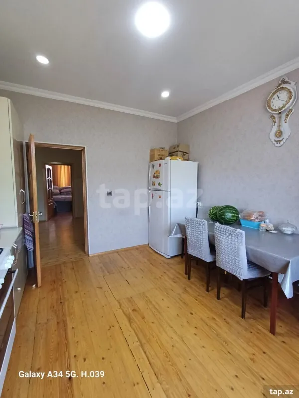 Satılır 4 otaqlı həyət evi