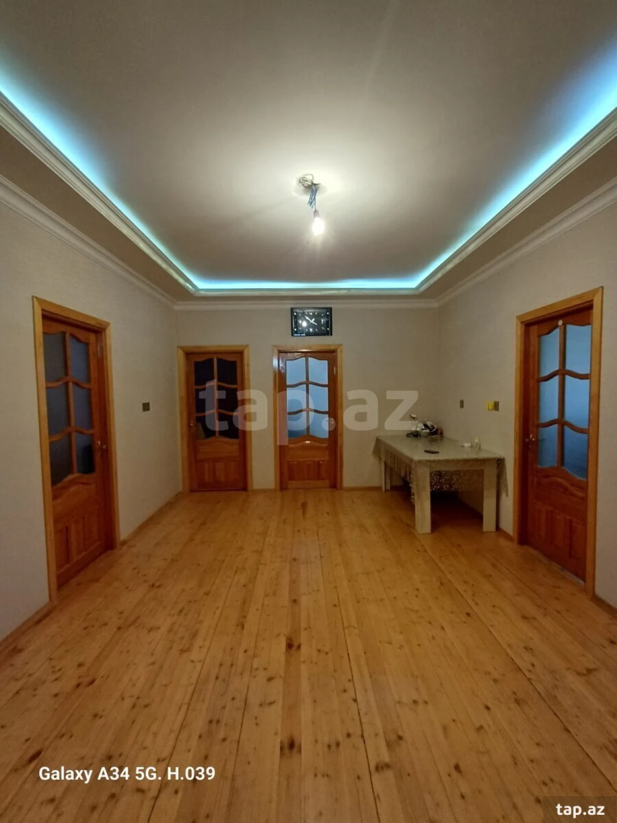 Satılır 4 otaqlı həyət evi