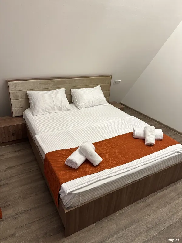 Kirayə verilir 4 otaqlı həyət evi