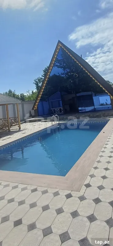 Kirayə verilir 4 otaqlı həyət evi