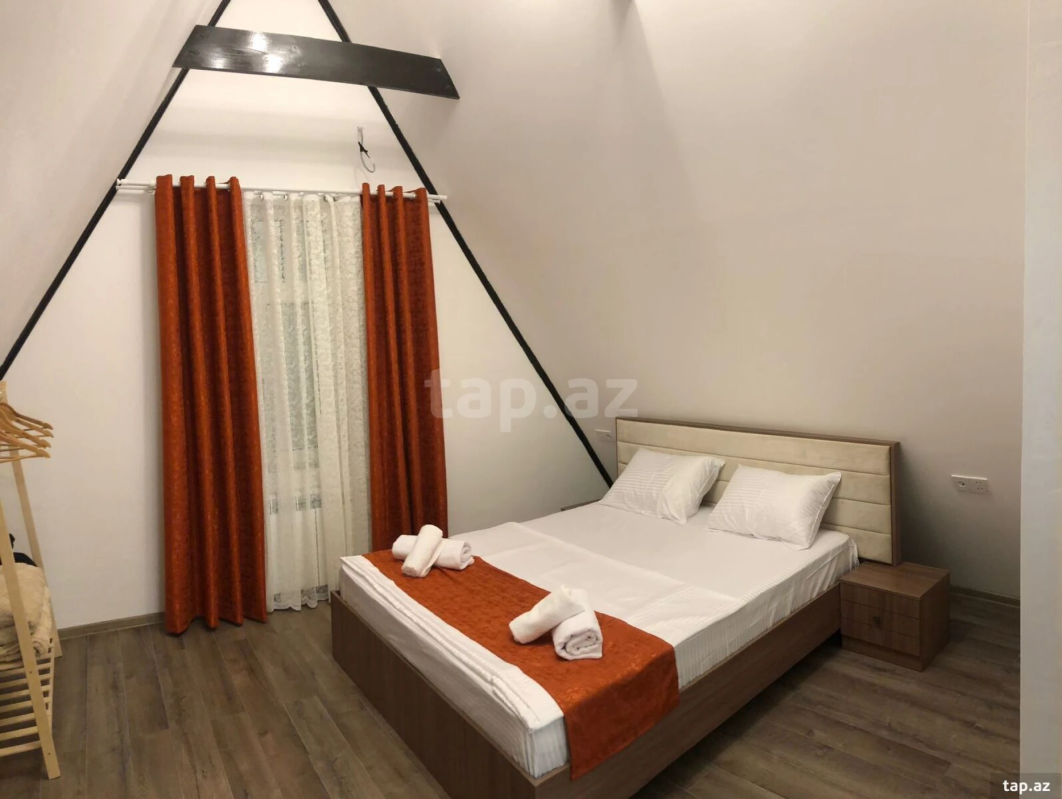 Kirayə verilir 4 otaqlı həyət evi