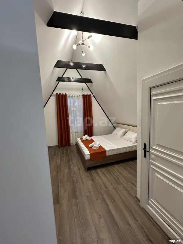 Kirayə verilir 4 otaqlı həyət evi