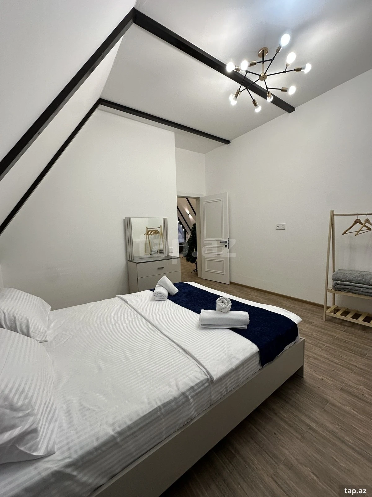 Kirayə verilir 4 otaqlı həyət evi