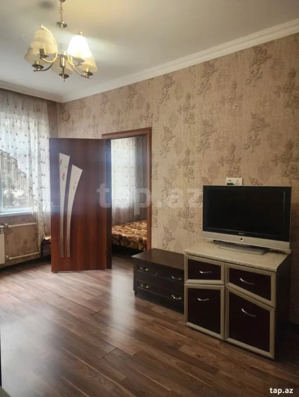 Kirayə verilir 2 otaqlı mənzil 40 m²