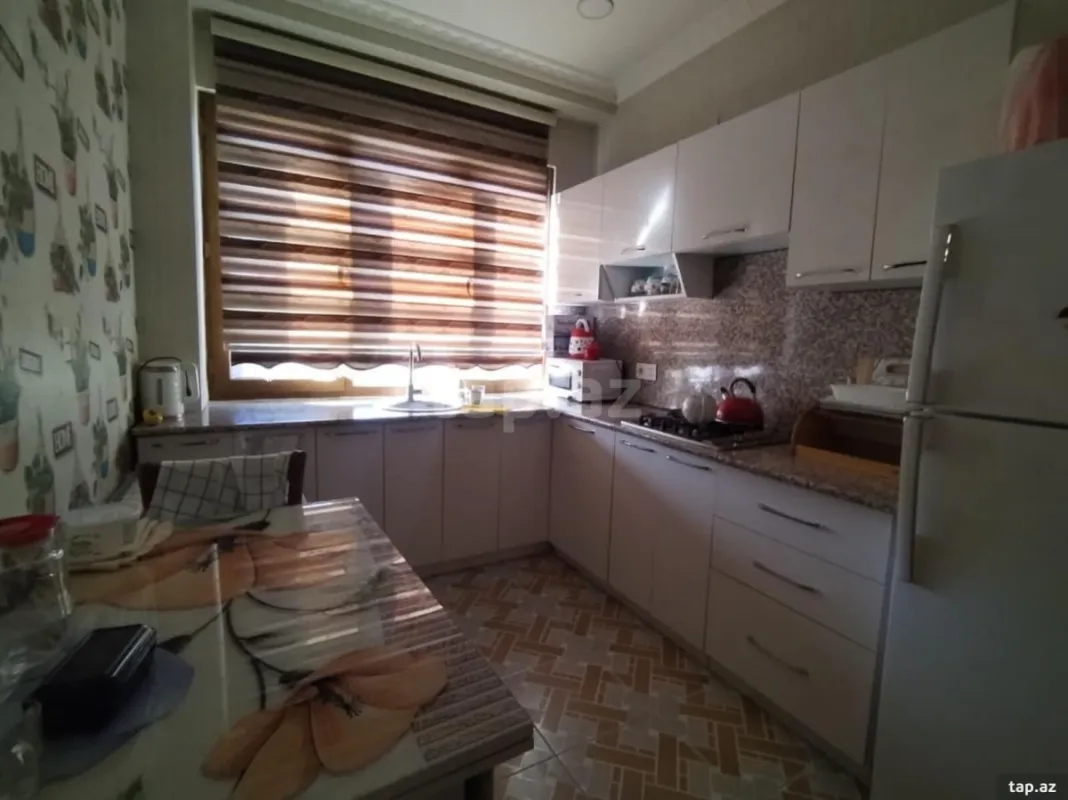 Satılır 3 otaqlı həyət evi