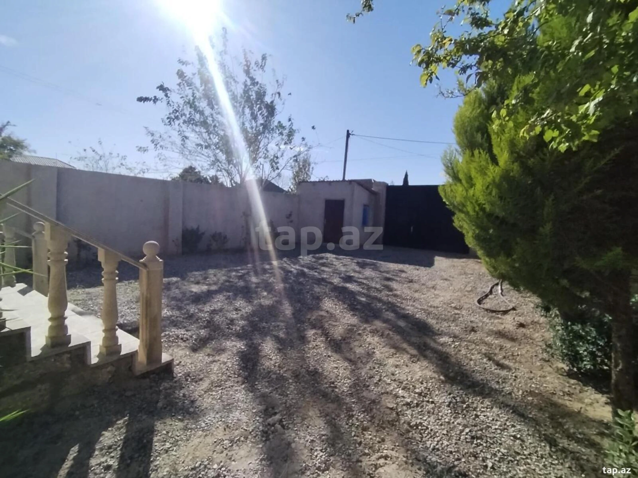 Satılır 3 otaqlı həyət evi