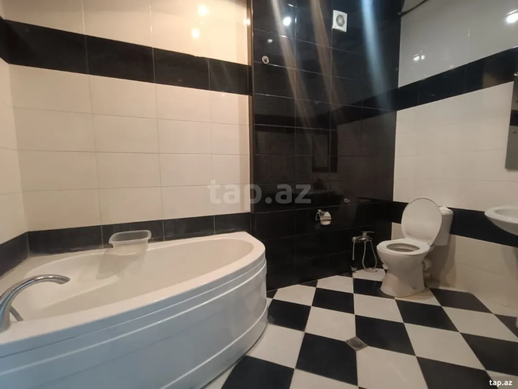 Kirayə verilir 3 otaqlı yeni tikili 95 m²