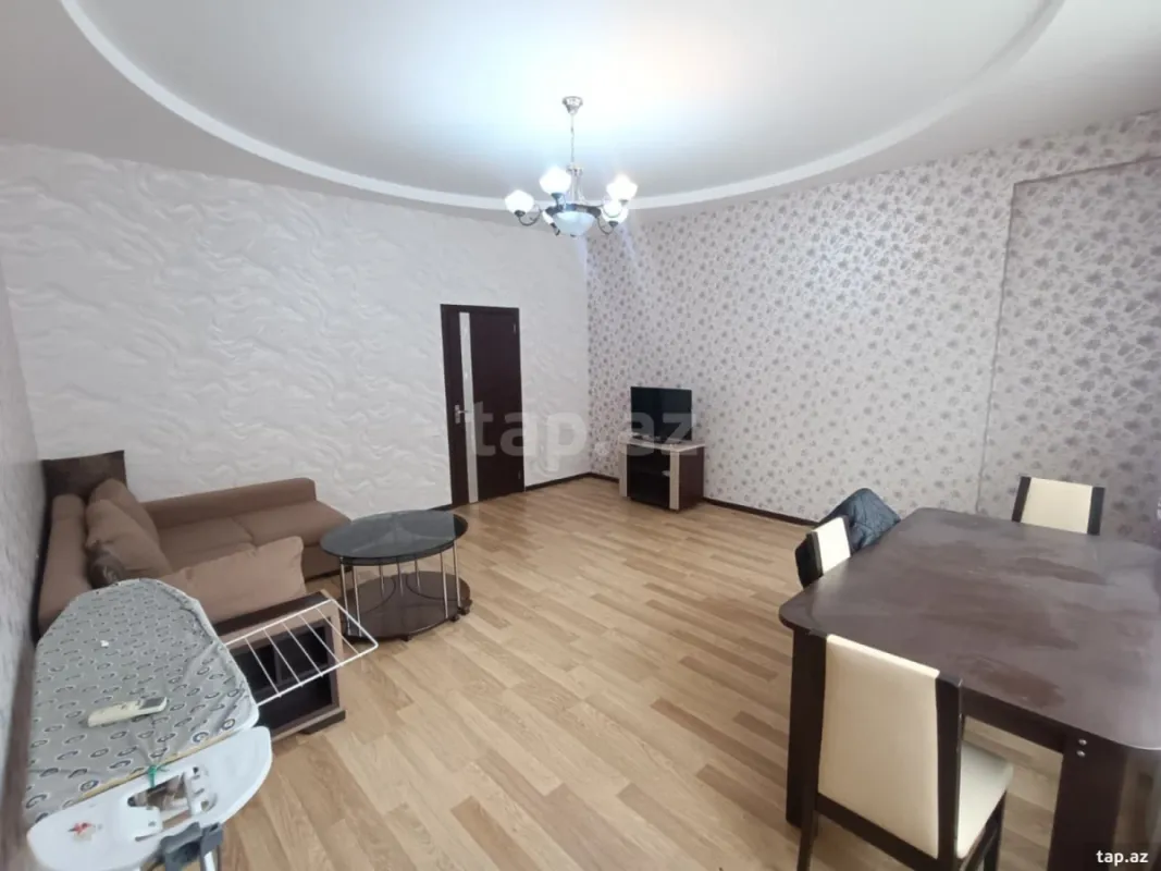 Kirayə verilir 3 otaqlı yeni tikili 95 m²