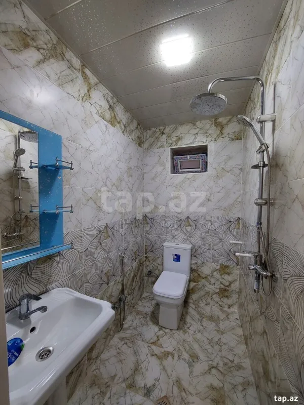 Satılır 3 otaqlı həyət evi