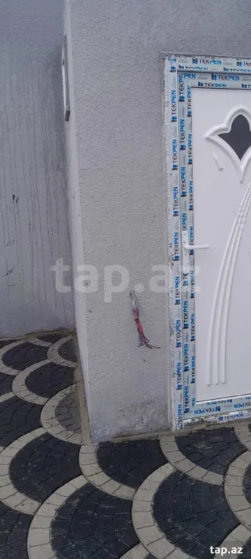 Satılır 3 otaqlı həyət evi