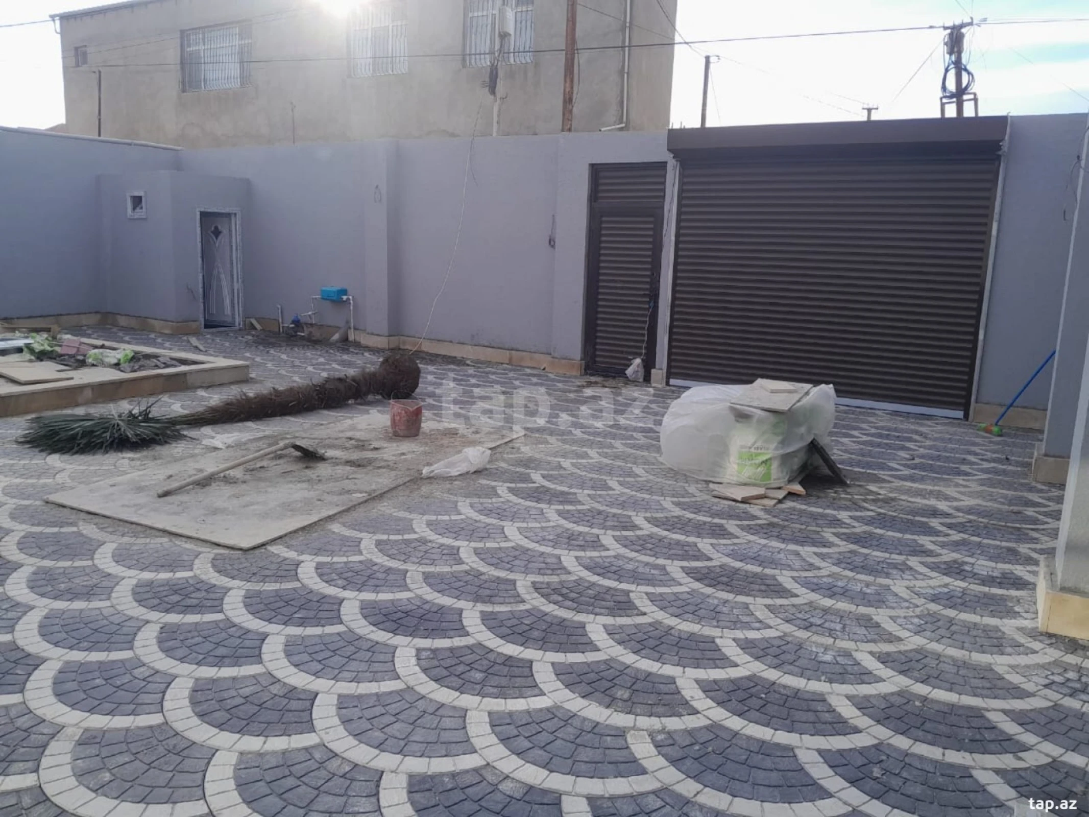 Satılır 3 otaqlı həyət evi