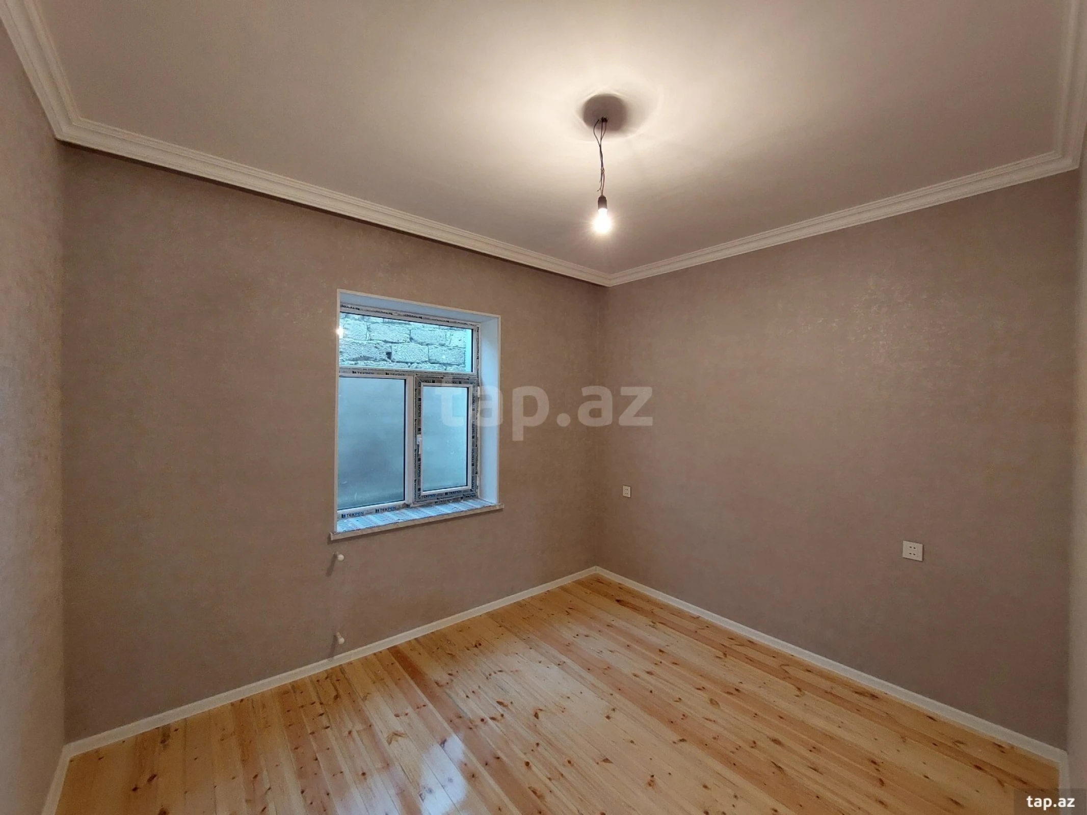 Satılır 3 otaqlı həyət evi