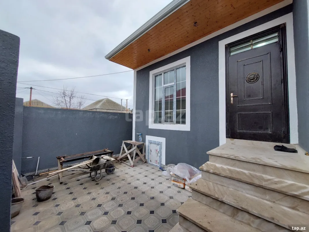 Satılır 3 otaqlı həyət evi