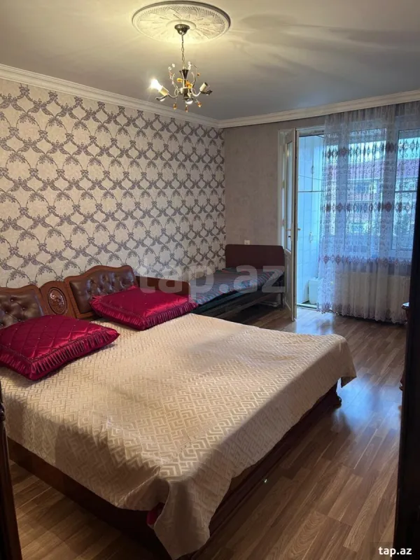 Satılır 3 otaqlı mənzil 72 m²
