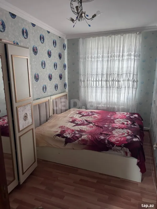 Satılır 3 otaqlı mənzil 72 m²