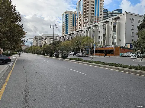 Satılır 3 otaqlı mənzil 77 m²