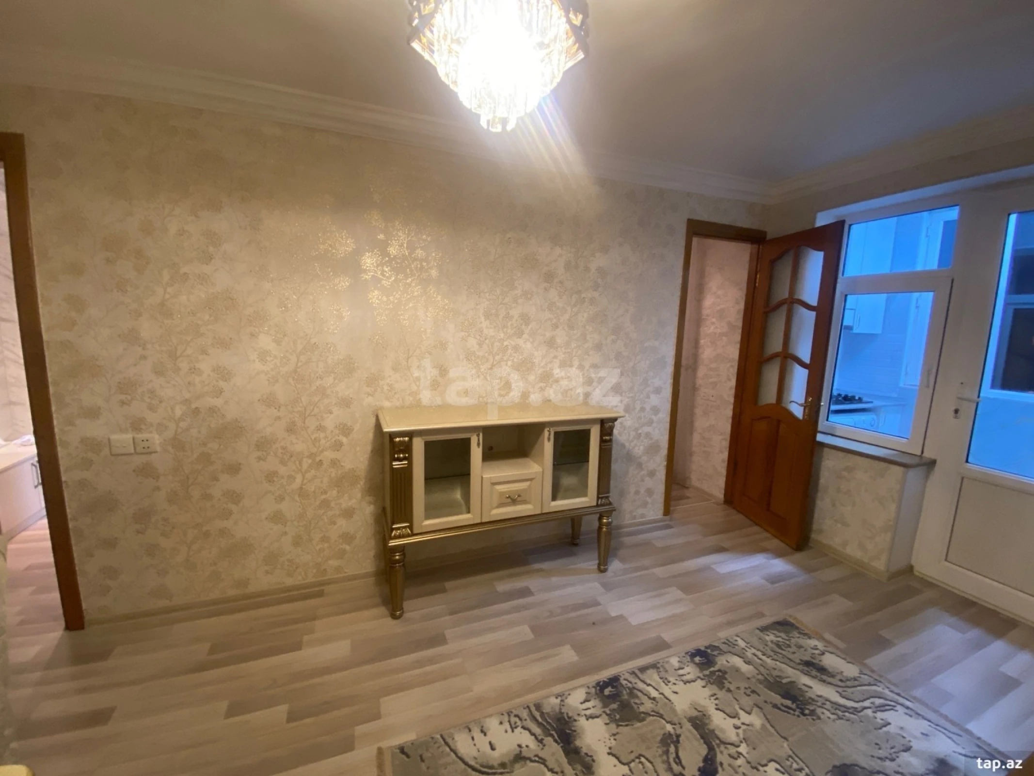 Kirayə verilir 2 otaqlı mənzil 45 m²