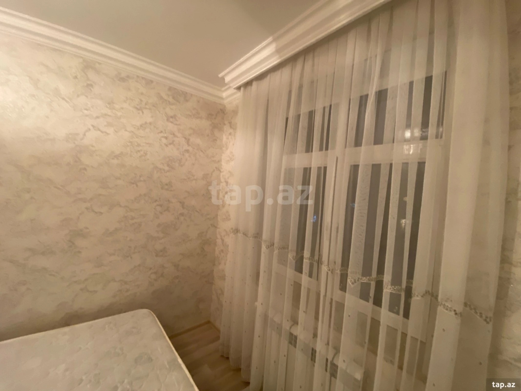 Kirayə verilir 2 otaqlı mənzil 45 m²